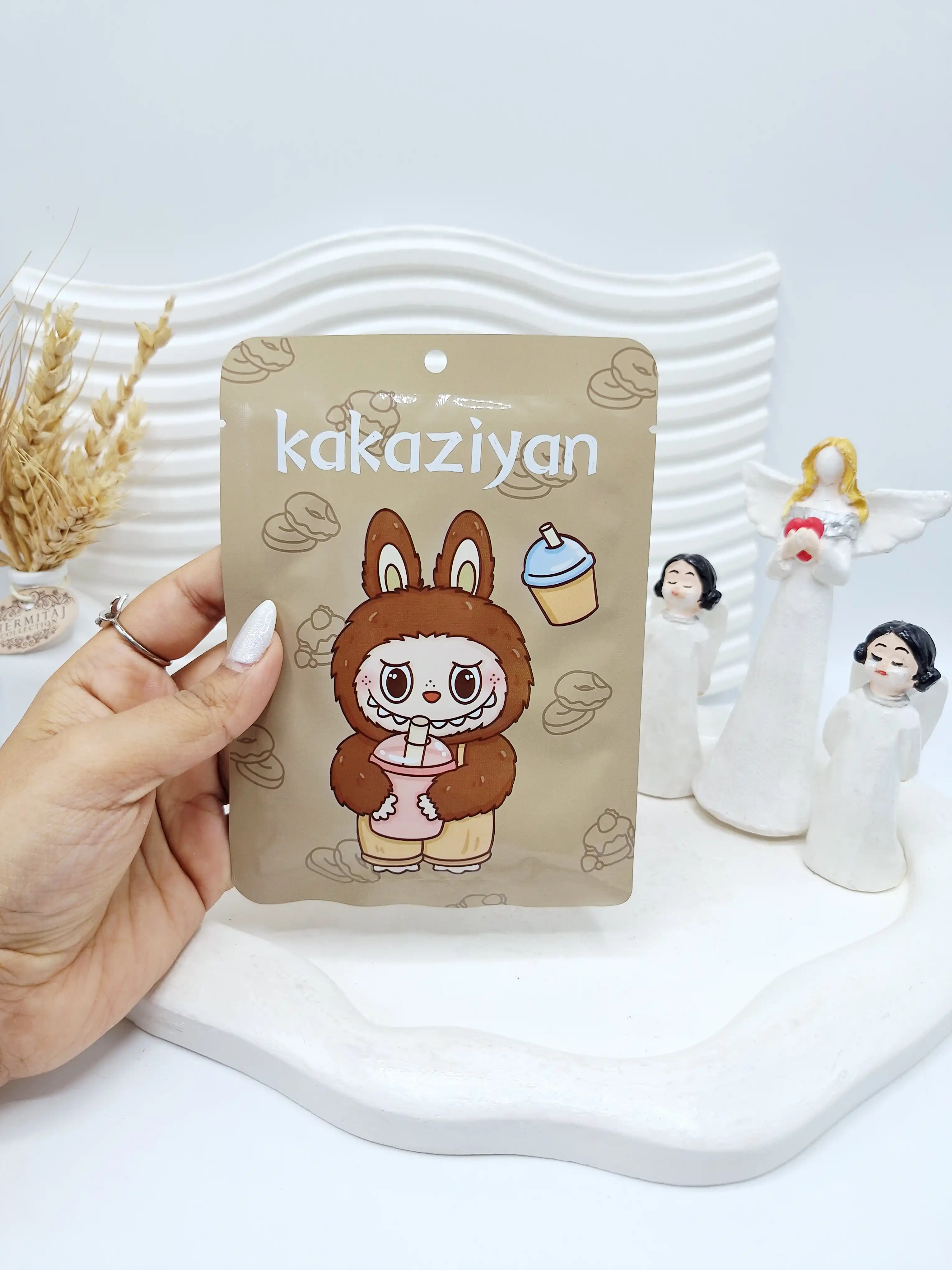 ماسک ورقه ای لبوبو قهوه ای برند kakaziyan کد 5870